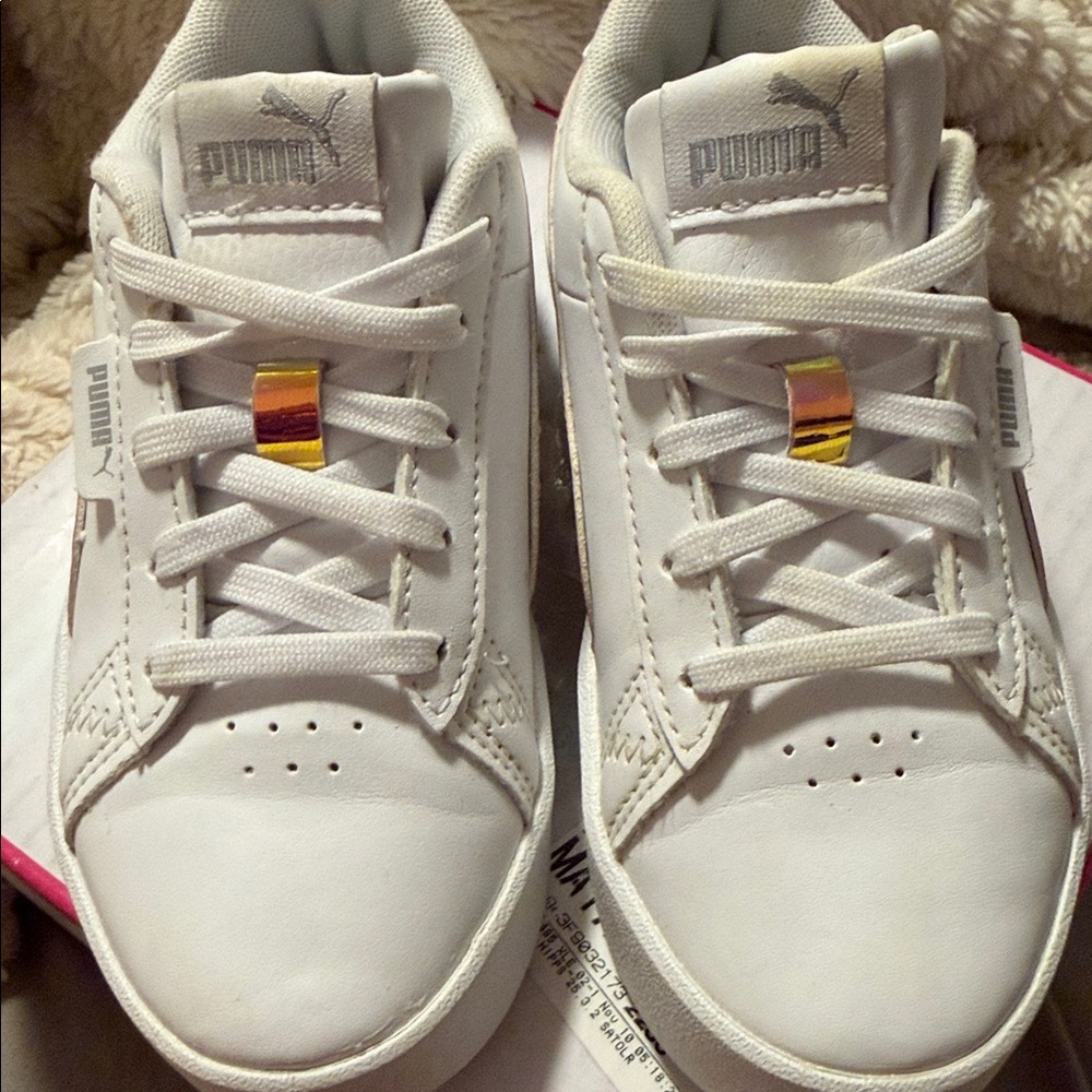 Like New PUMA Jada Holo PS Girls' Toddler Sneaker(Size 12C) - Picture 3 of 8